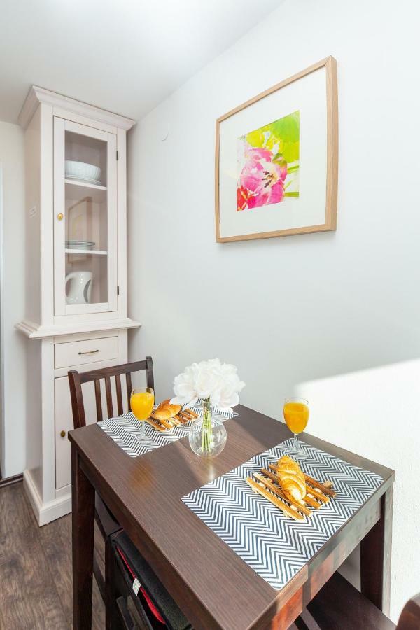 City Wall'S Studio Apartment دوبروفينك المظهر الخارجي الصورة